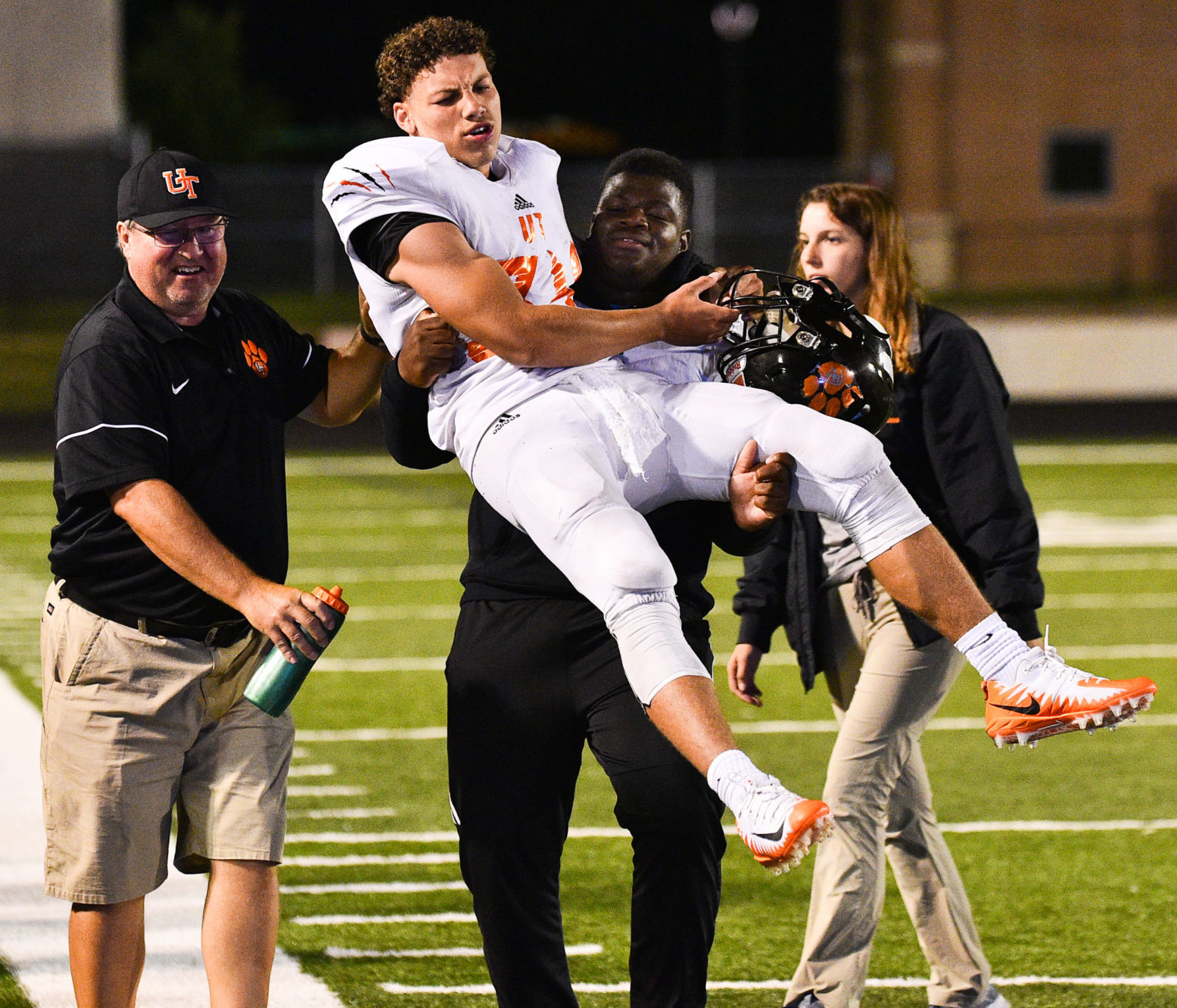 083019-qct-spt-ut-west-football-223a.jpg